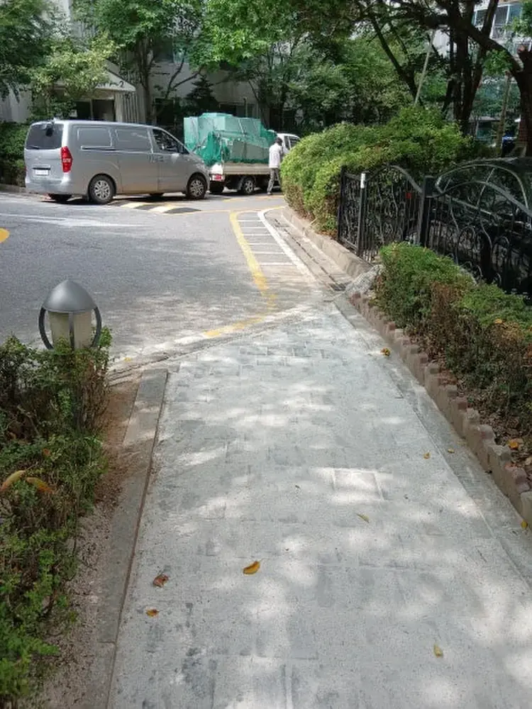 단지 인도 스텐 볼라드 설치